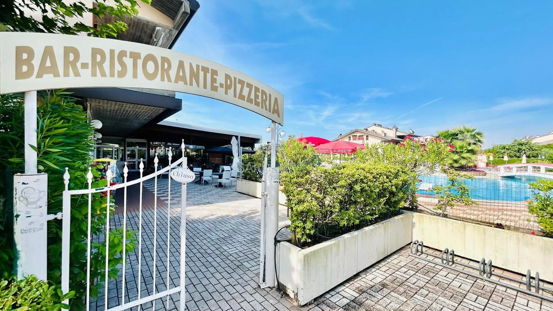 Orchidea Apt - 3 Piscine E Un Bar A 200M Dal Lago Desenzano del Garda Italy