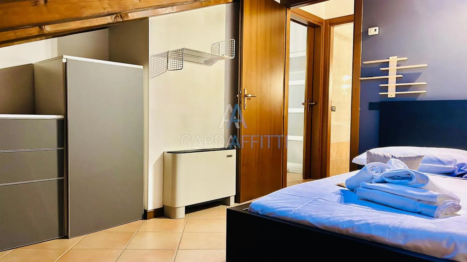 Orchidea Apt - 3 Piscine E Un Bar A 200M Dal Lago Desenzano del Garda 0*,  Italy
