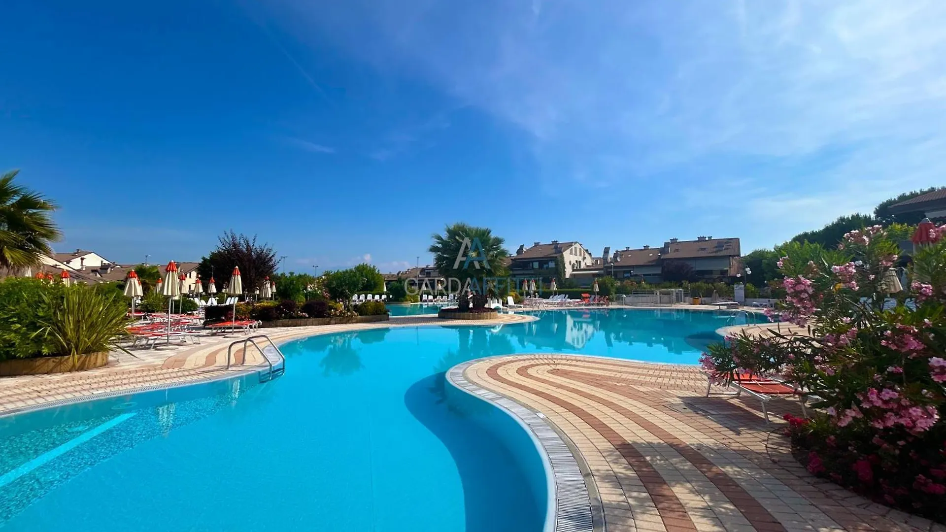 Orchidea Apt - 3 Piscine E Un Bar A 200M Dal Lago location